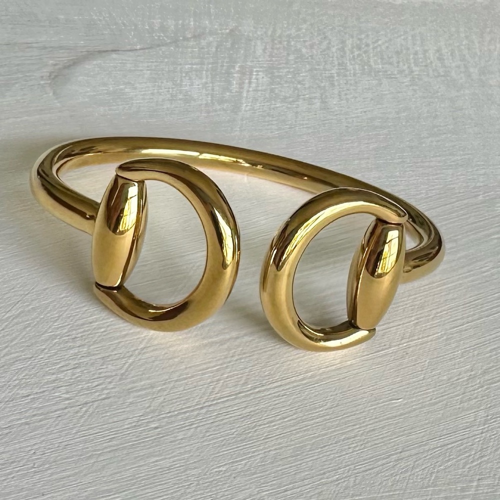 Elegant Horse-bit Gold Cuff Bracelet